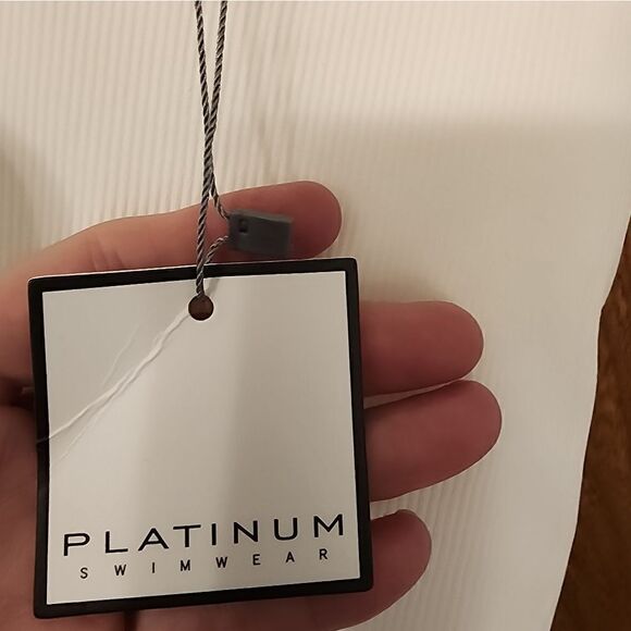 PQ Swim inspired by Solange Ferrarini White one piece swimsuit  Size M N… - Picture 6 of 7